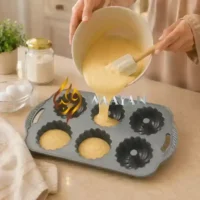 NBTG6 (1) Nordic Ware Mini Bundtlette Pan - 6 Cavity Gold (4.5 Cup / 1.06L)
